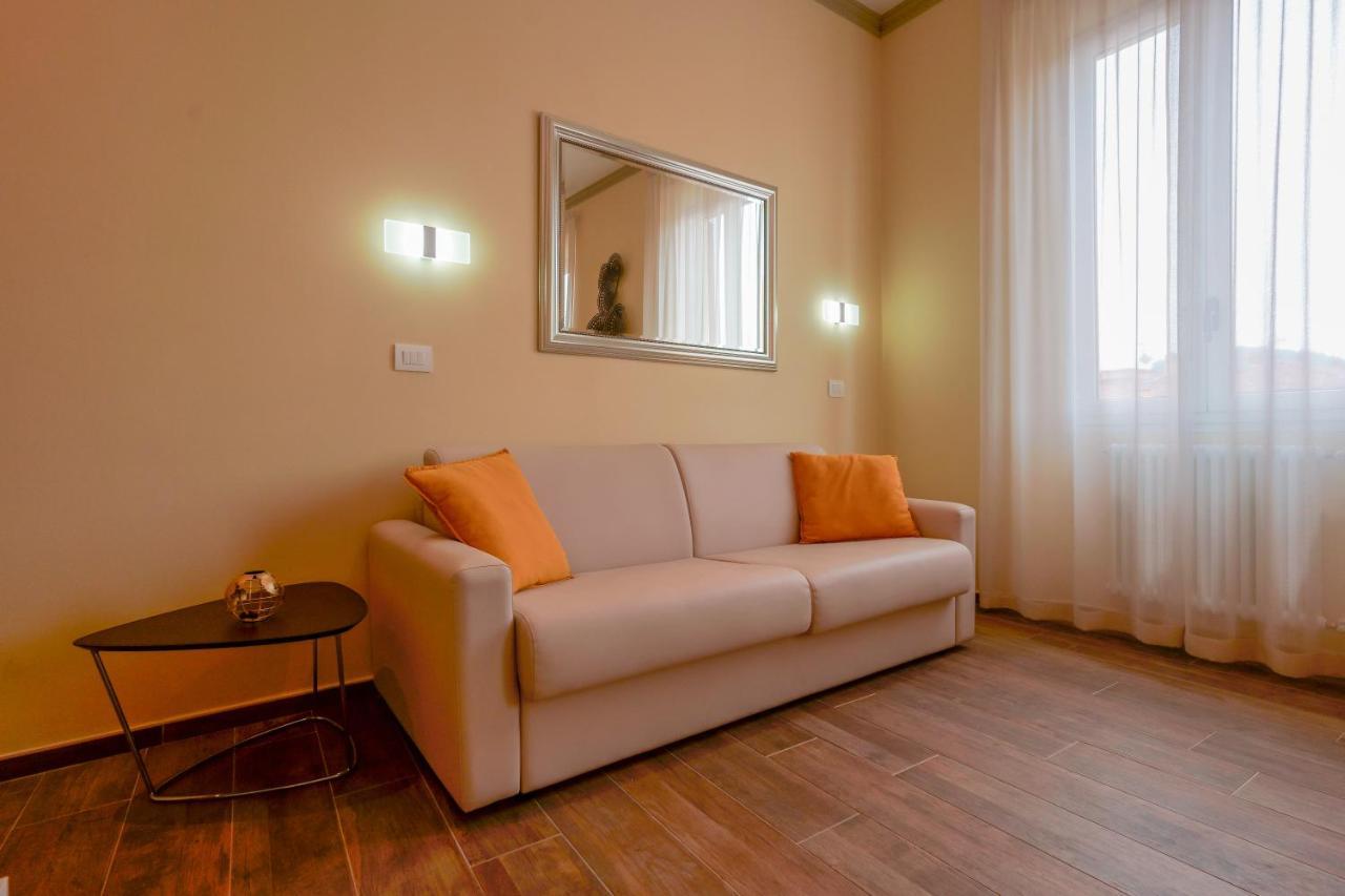 Attico Di Via D'Azeglio Bed & Breakfast Bologna Ngoại thất bức ảnh