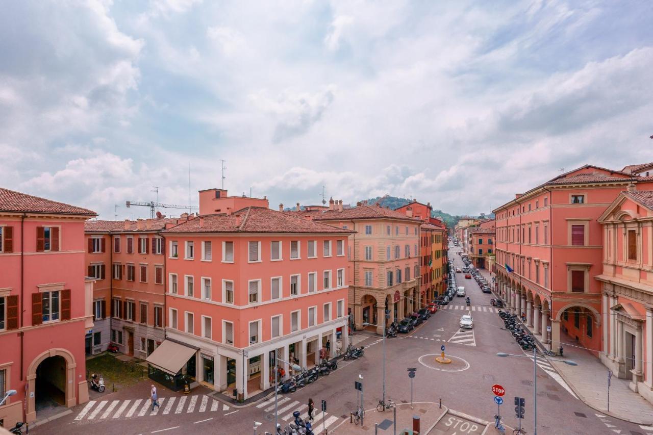 Attico Di Via D'Azeglio Bed & Breakfast Bologna Ngoại thất bức ảnh