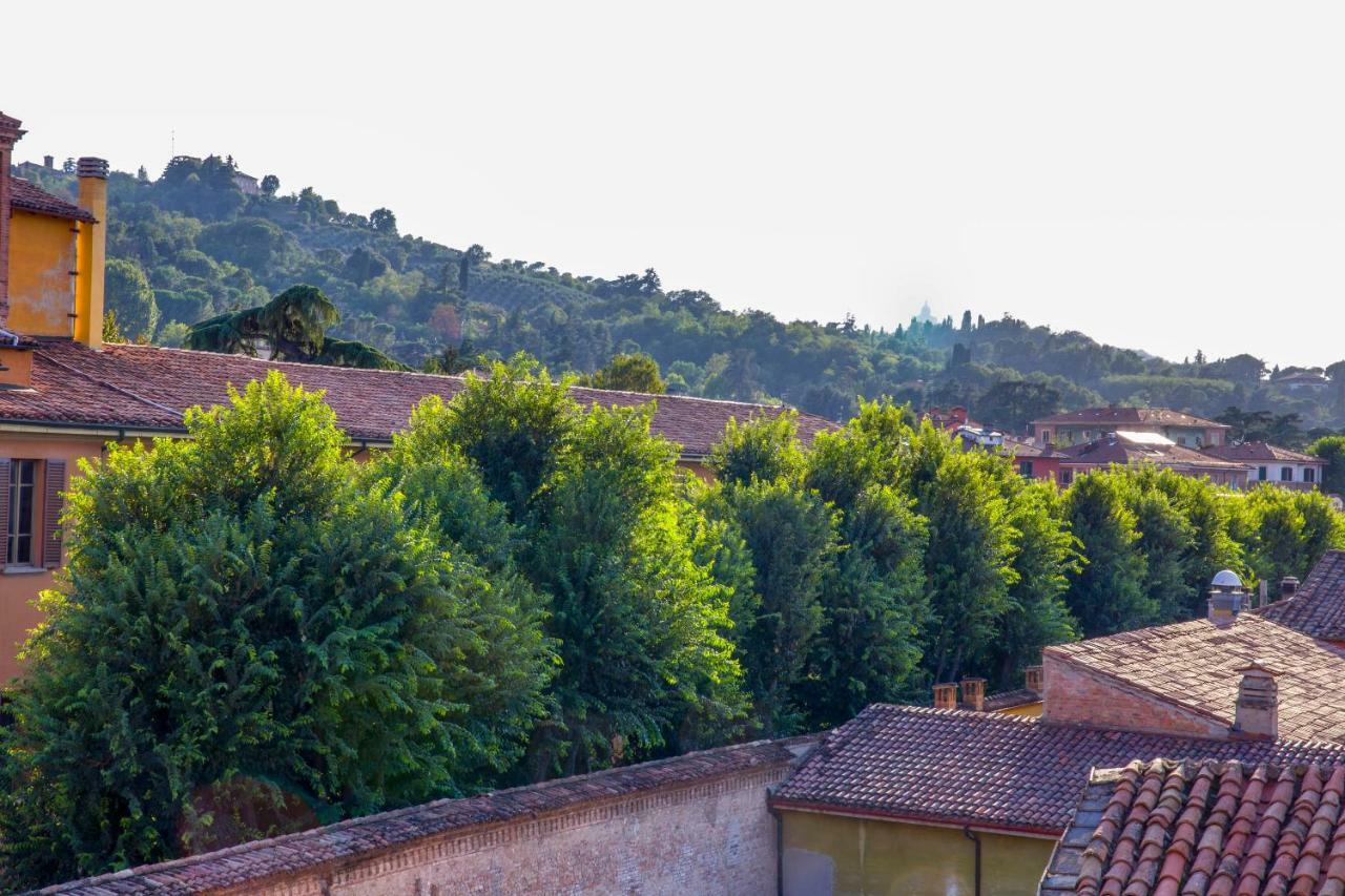 Attico Di Via D'Azeglio Bed & Breakfast Bologna Ngoại thất bức ảnh
