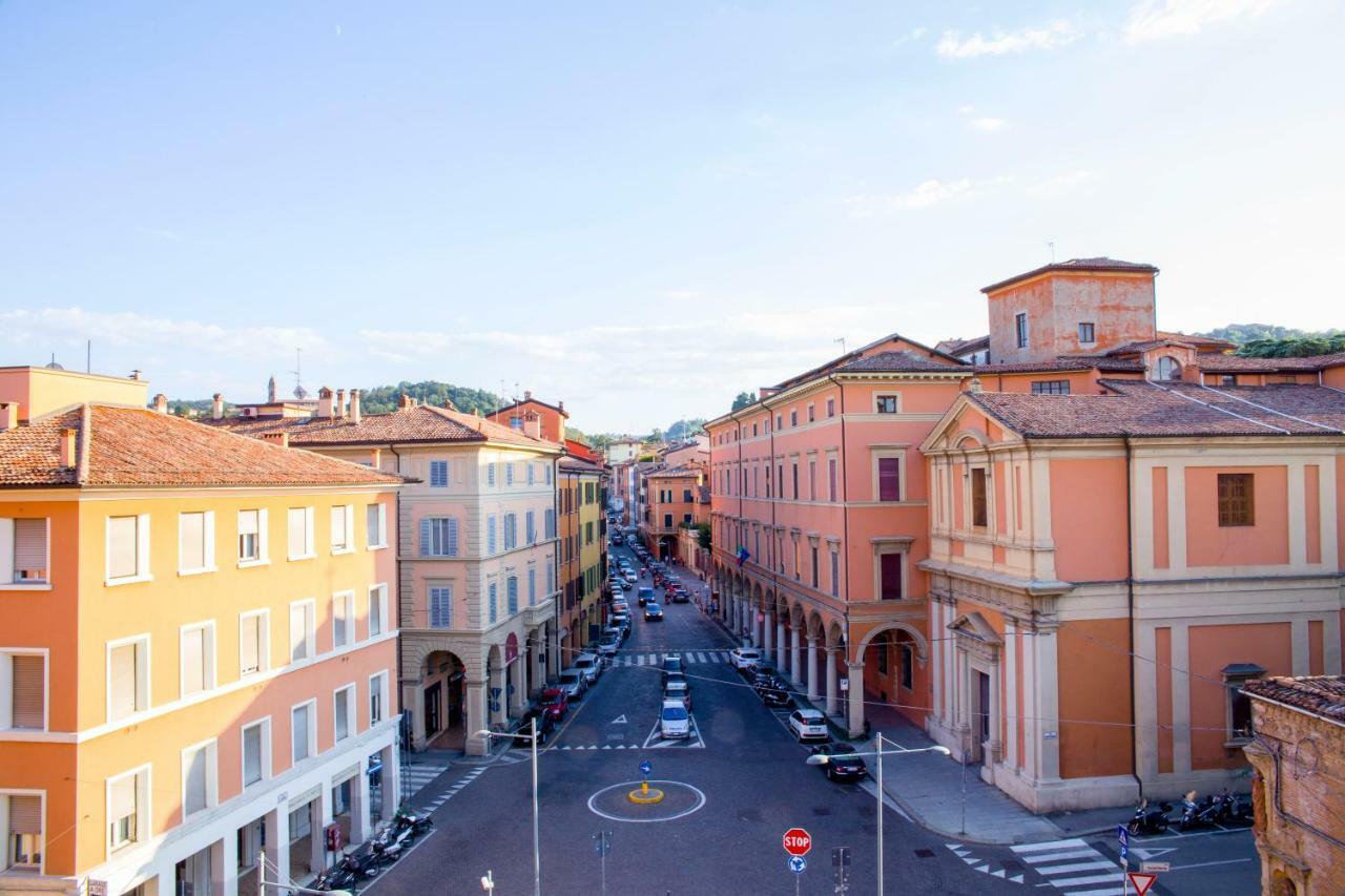 Attico Di Via D'Azeglio Bed & Breakfast Bologna Ngoại thất bức ảnh